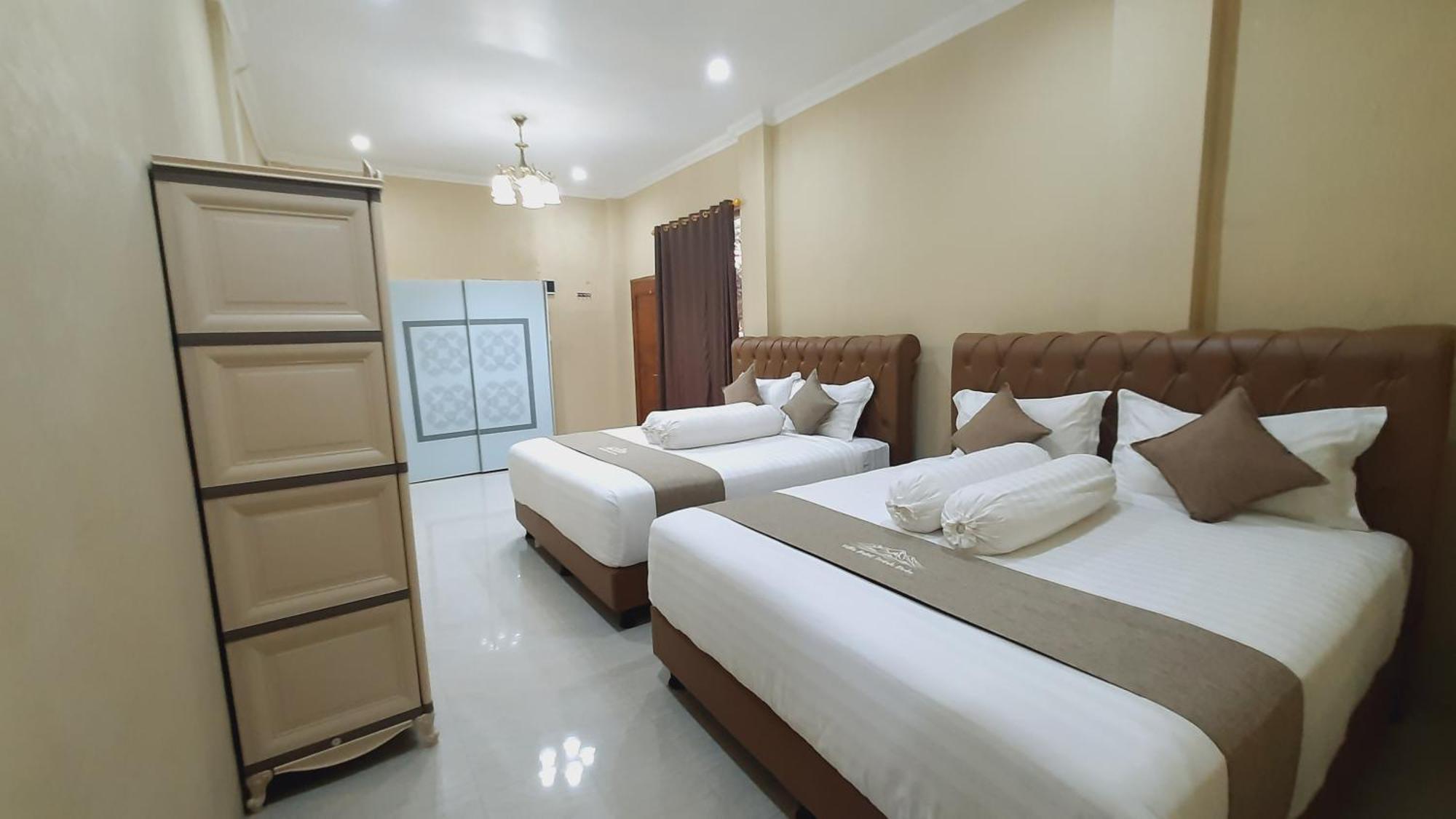 Bukit Indah Doda Hotel & Resorts Palu Quarto foto